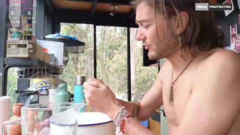 Snapshot of juana1hin chatting on November 20, 4:29 pm Juana1hin online show from November 20, 4:29 pm