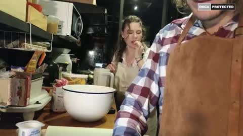 Snapshot of juana1hin chatting on November 27, 12:35 am Juana1hin online show from November 27, 12:35 am