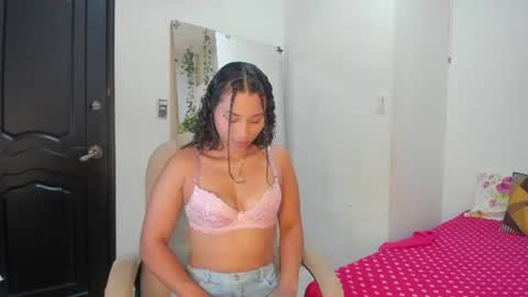 juana_naranjo online show from July 17, 3:13 am