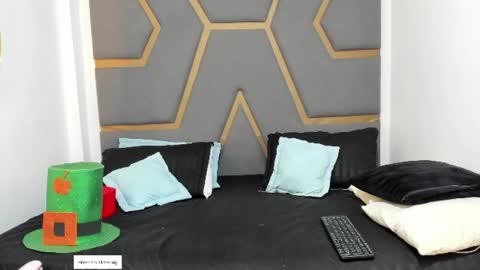 Juana Valkiria online show from July 1, 3:41 am