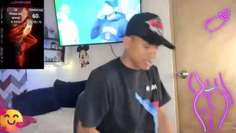 Snapshot of juanbigcock21cm chatting on March 15, 6:30 am juan jose online show from March 15, 6:30 am