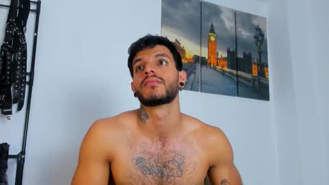 Juan Esteban online show from October 8, 6:22 am