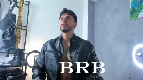Juan Esteban online show from June 9, 1:39 am