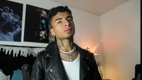 Juan online show from January 4, 2:14 am