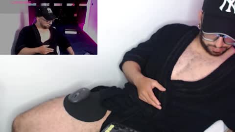 Andres online show from March 20, 8:03 pm