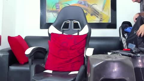 Juan Diego Uribe online show from January 29, 2:32 pm