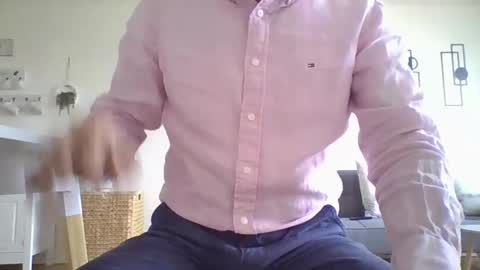 juanearth1 online show from May 11, 9:34 pm