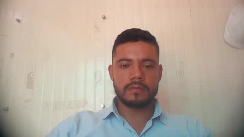 Snapshot of juanfe_style chatting on April 23, 7:05 pm juanfe_style online show from April 23, 7:05 pm