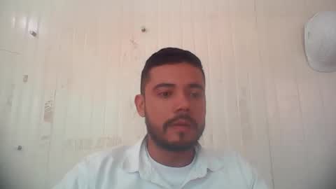 Snapshot of juanfe_style chatting on April 28, 6:57 pm juanfe_style online show from April 28, 6:57 pm