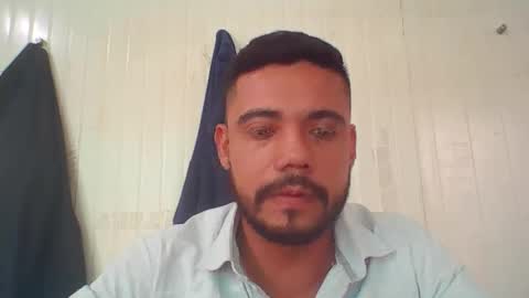 Snapshot of juanfe_style chatting on May 4, 4:03 pm juanfe_style online show from May 4, 4:03 pm