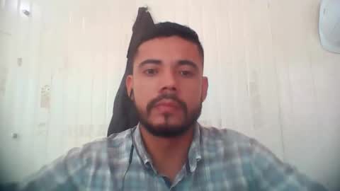 Snapshot of juanfe_style chatting on May 7, 4:01 pm juanfe_style online show from May 7, 4:01 pm