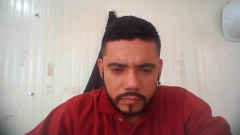Snapshot of juanfe_style chatting on June 9, 7:14 pm juanfe_style online show from June 9, 7:14 pm