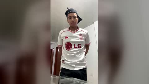 juanieuo online show from April 16, 3:51 am