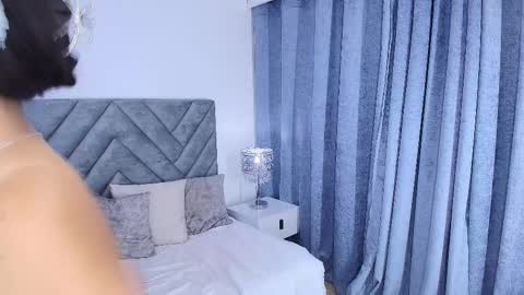 Snapshot of juanita_owens chatting on February 19, 12:46 am juanita_owens online show from February 19, 12:46 am