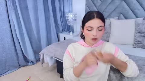 Snapshot of juanita_owens chatting on February 21, 6:26 pm juanita_owens online show from February 21, 6:26 pm