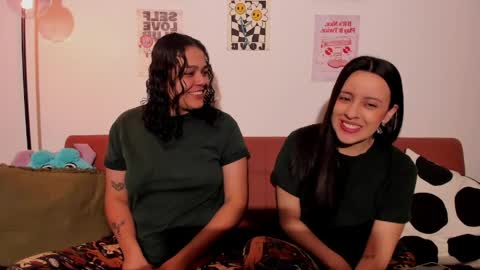 juanitaaa_ online show from April 2, 3:26 am