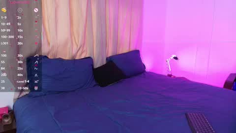 Blue online show from October 2, 4:25 pm