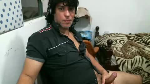 amor online show from December 3, 3:30 am