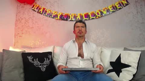 Snapshot of juank_fit45 chatting on October 9, 1:31 pm Juan k online show from October 9, 1:31 pm