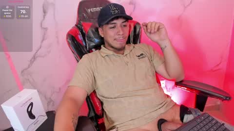 Snapshot of juanmechanic chatting on April 11, 7:45 am JUAN online show from April 11, 7:45 am
