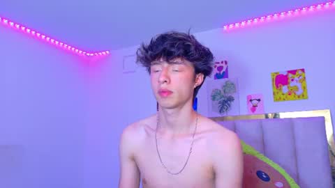 juanmres online show from June 28, 8:37 pm