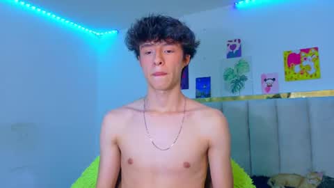 juanmres online show from July 8, 7:07 pm