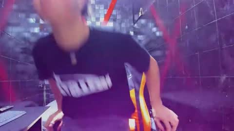 Snapshot of juanpiedraita chatting on March 4, 12:33 pm juanpiedraita online show from March 4, 12:33 pm