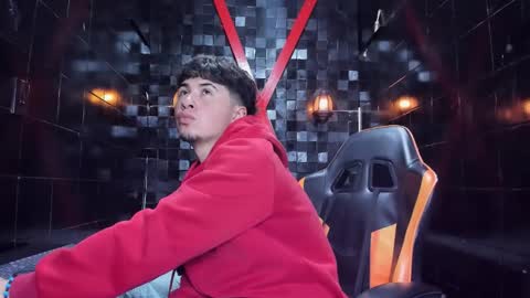 Snapshot of juanpiedraita chatting on March 26, 12:55 pm juanpiedraita online show from March 26, 12:55 pm