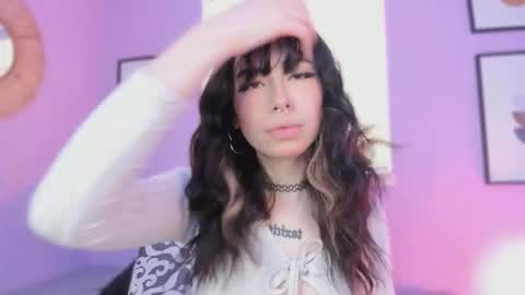 judeline online show from March 19, 7:18 pm