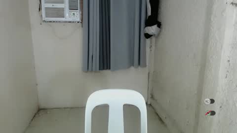 Snapshot of judy_fuckdoll chatting on December 2, 12:05 am JUDY online show from December 2, 12:05 am