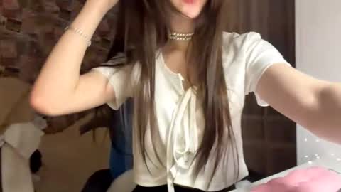 Mila online show from December 19, 2:13 pm