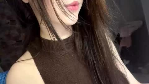 Mila online show from January 8, 2:41 pm