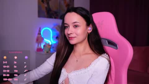 Snapshot of juicy___angel chatting on April 17, 3:48 pm Angelina online show from April 17, 3:48 pm