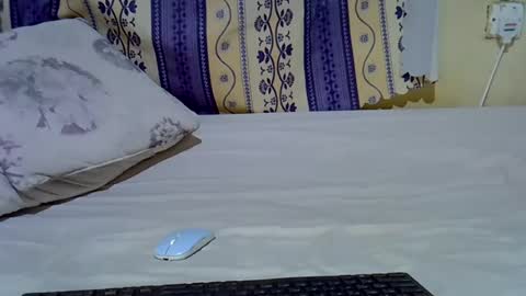 juicy_ass10 online show from July 17, 7:37 am