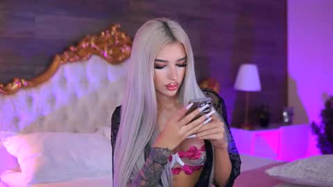 Jessye online show from September 17, 7:48 pm