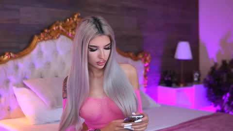 Jessye online show from October 8, 7:44 pm