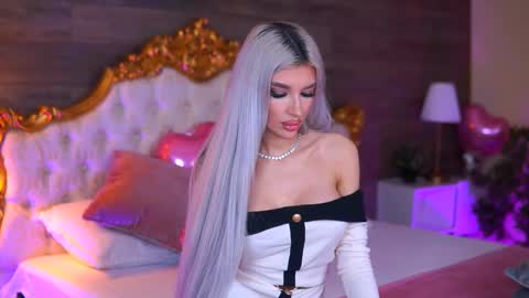 Jessye online show from February 15, 8:49 pm