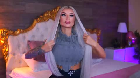 Jessye online show from March 28, 9:14 pm