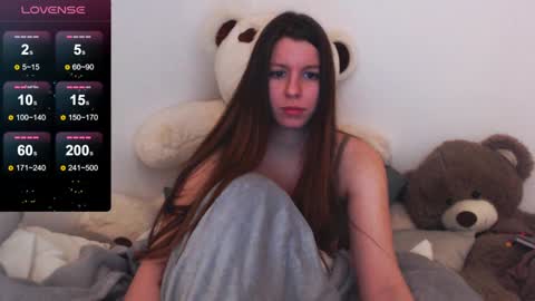 laura online show from December 22, 3:55 pm