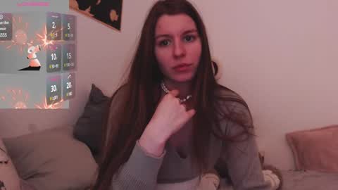 laura online show from February 3, 7:10 pm