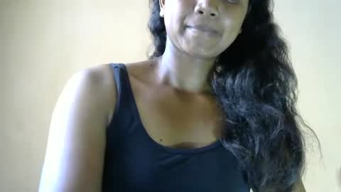 stellah online show from February 14, 8:10 am