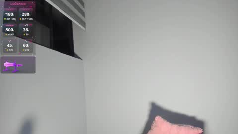 Snapshot of juicy_sky chatting on February 18, 5:03 am Your Paradise online show from February 18, 5:03 am