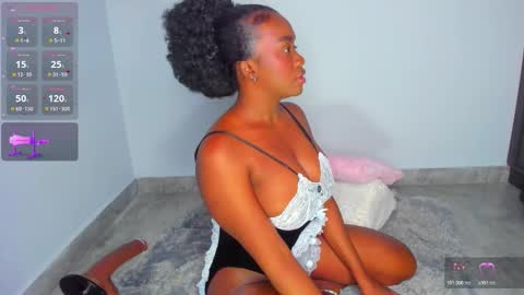 Snapshot of juicy_sky chatting on March 21, 5:12 am Your Paradise online show from March 21, 5:12 am