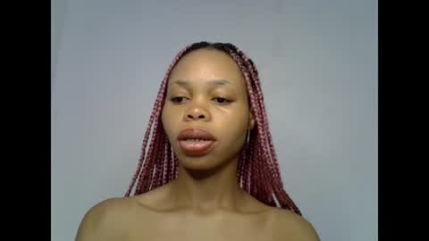 Snapshot of juicy_slut0 chatting on July 21, 7:32 am Champaign online show from July 21, 7:32 am