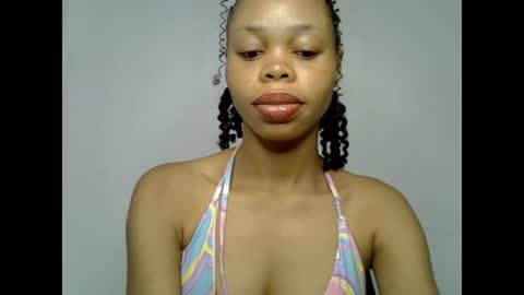Snapshot of juicy_slut0 chatting on July 28, 7:26 am Champaign online show from July 28, 7:26 am