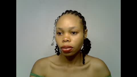 Snapshot of juicy_slut0 chatting on July 31, 8:36 am Champaign online show from July 31, 8:36 am