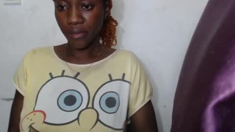 Snapshot of juicyberryx chatting on May 31, 9:16 pm queen online show from May 31, 9:16 pm