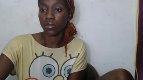 Snapshot of juicyberryx chatting on June 4, 2:50 am queen online show from June 4, 2:50 am