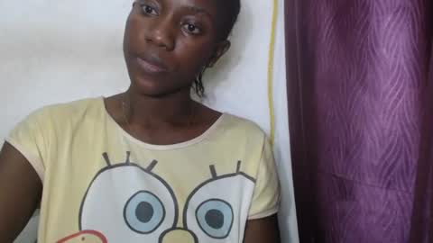 Snapshot of juicyberryx chatting on June 27, 2:23 pm queen online show from June 27, 2:23 pm