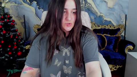 Snapshot of juicyberryy chatting on January 5, 7:07 am Milana online show from January 5, 7:07 am